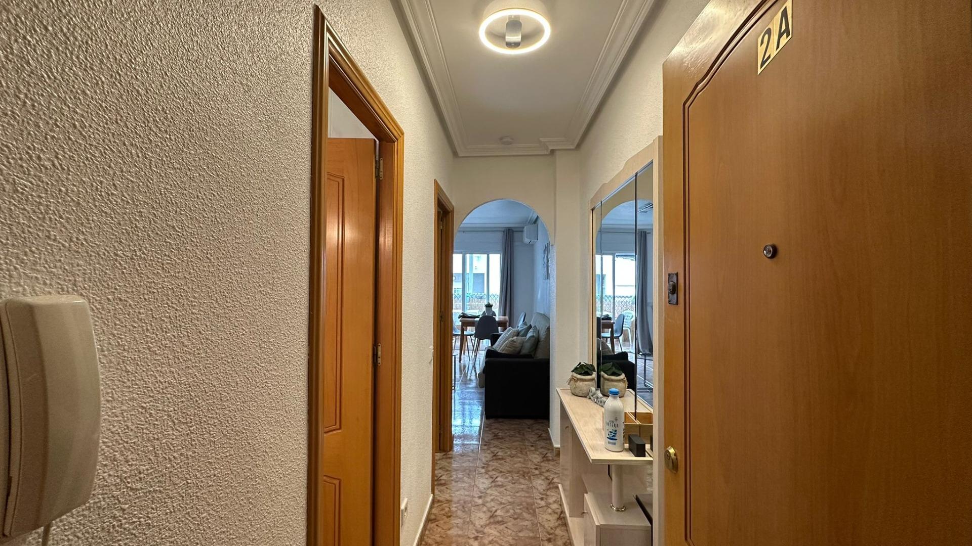 2 Bed, 1 Bath, ApartmentFor Sale, Torrevieja, Alicante