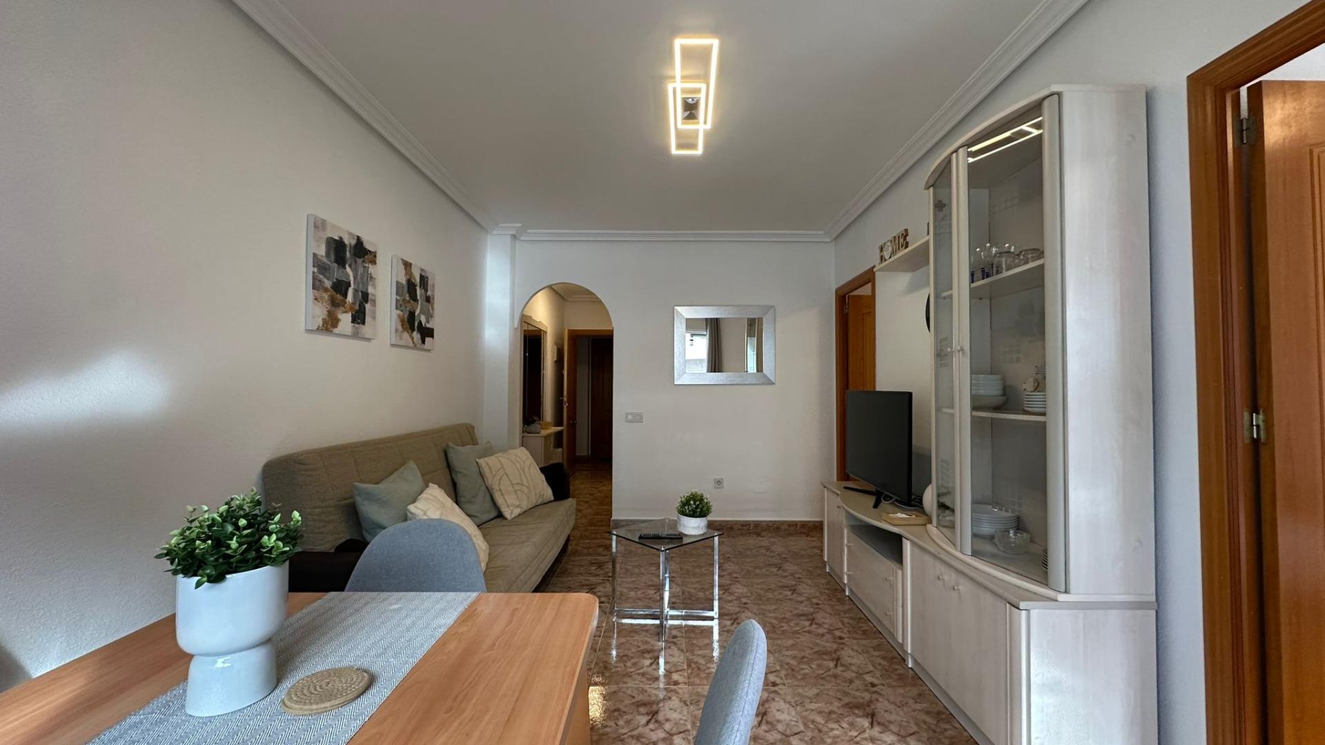 2 Bed, 1 Bath, ApartmentFor Sale, Torrevieja, Alicante