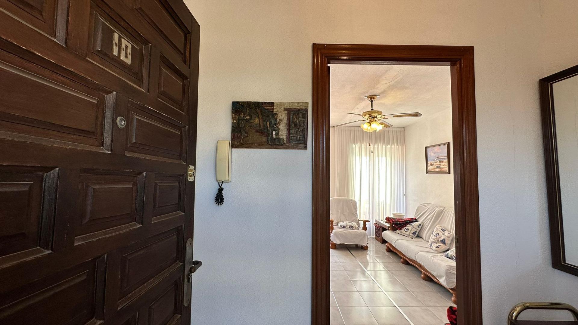 2 Bed, 1 Bath, ApartmentFor Sale, Torrevieja, Alicante