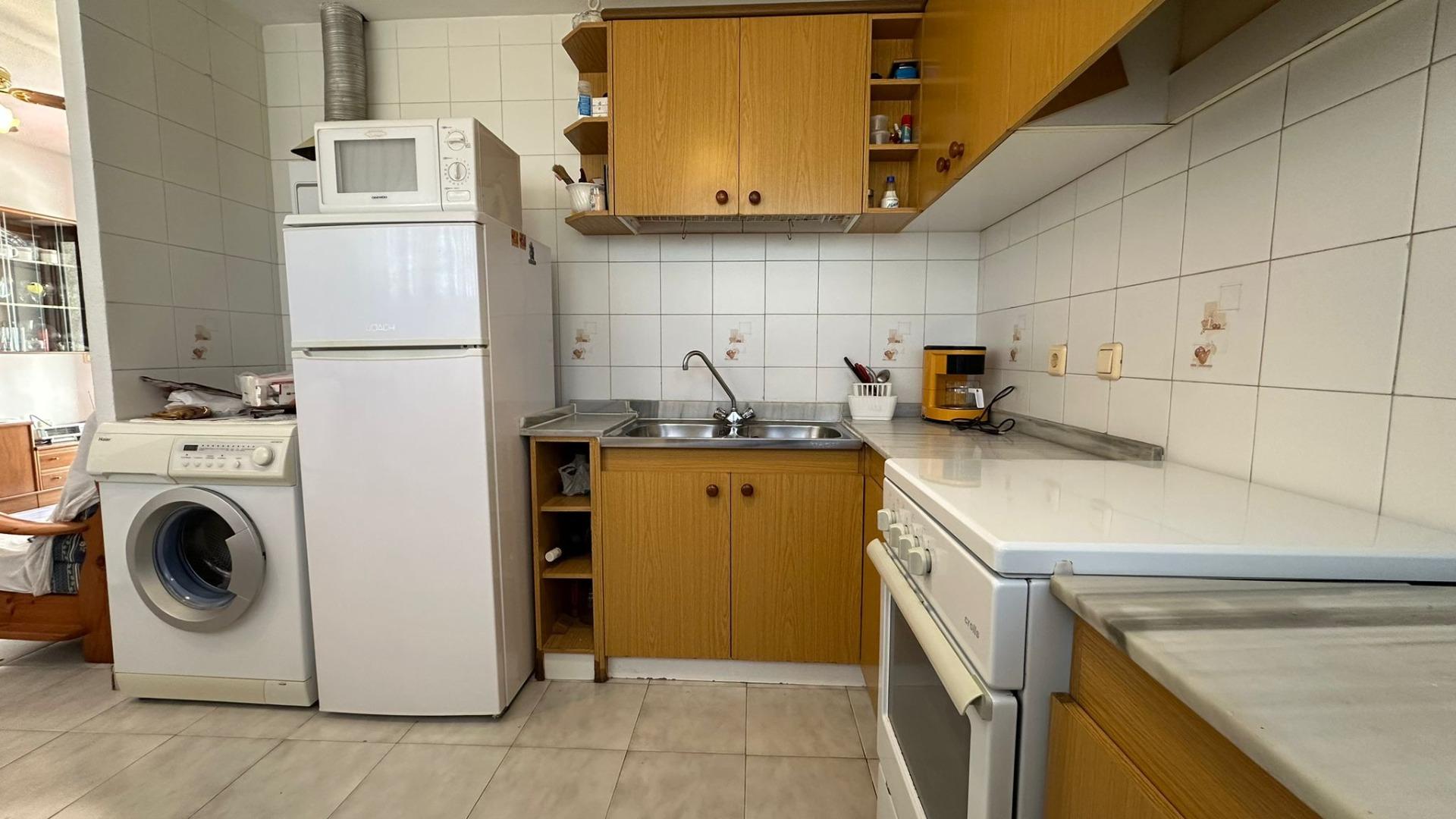 2 Bed, 1 Bath, ApartmentFor Sale, Torrevieja, Alicante