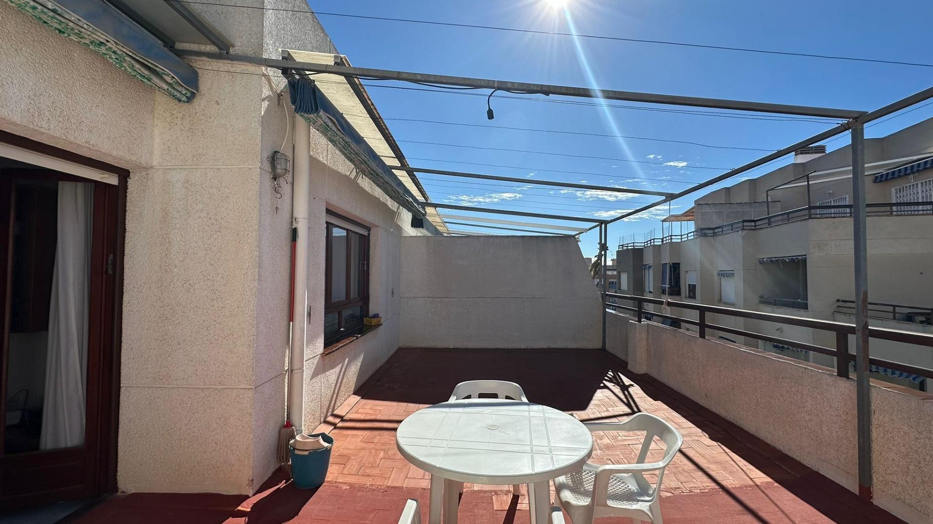 2 Bed, 1 Bath, ApartmentFor Sale, Torrevieja, Alicante