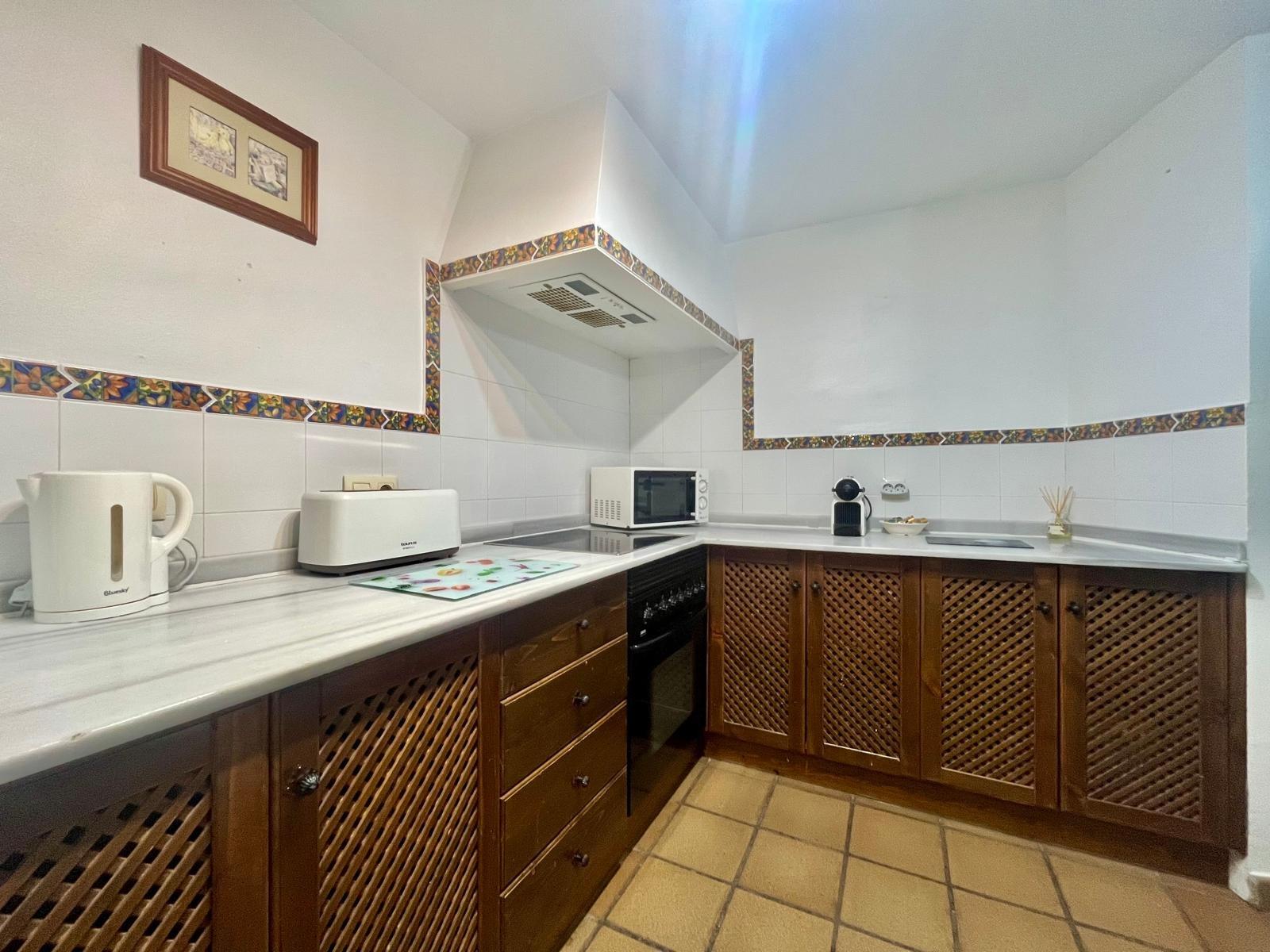 2 Bed, 1 Bath, HouseFor Sale, Torrevieja, Alicante