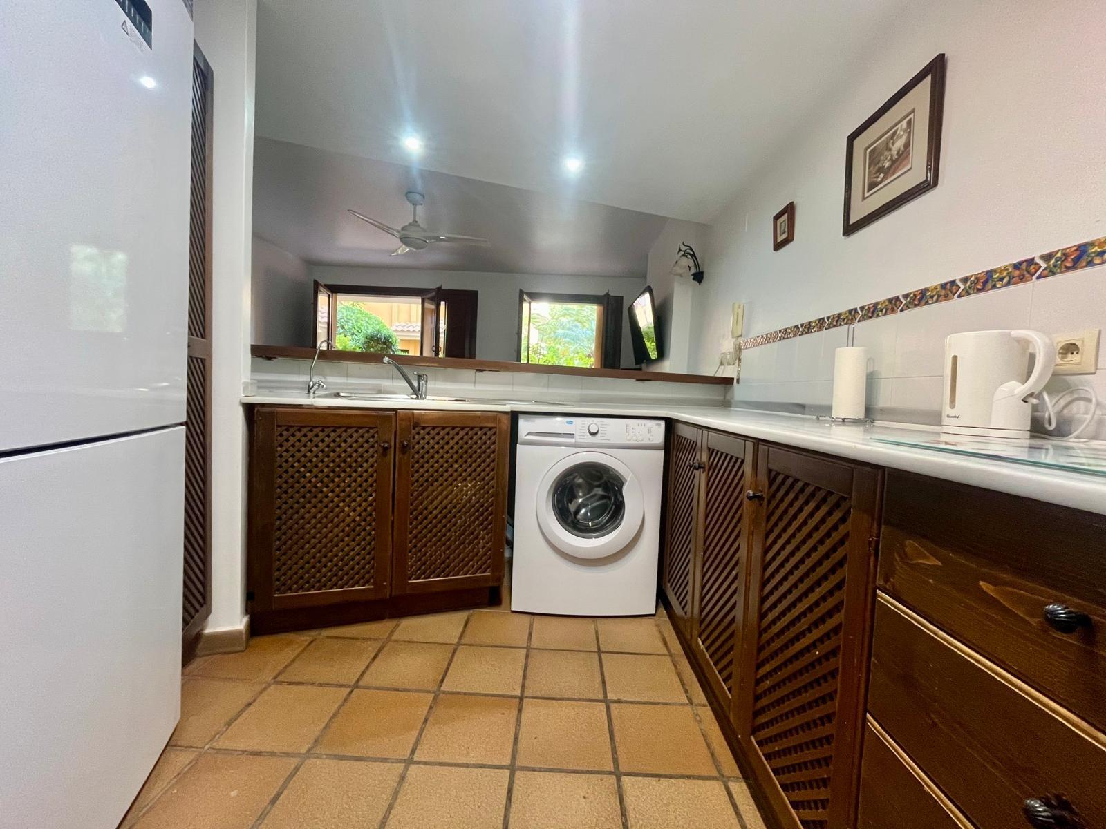 2 Bed, 1 Bath, HouseFor Sale, Torrevieja, Alicante