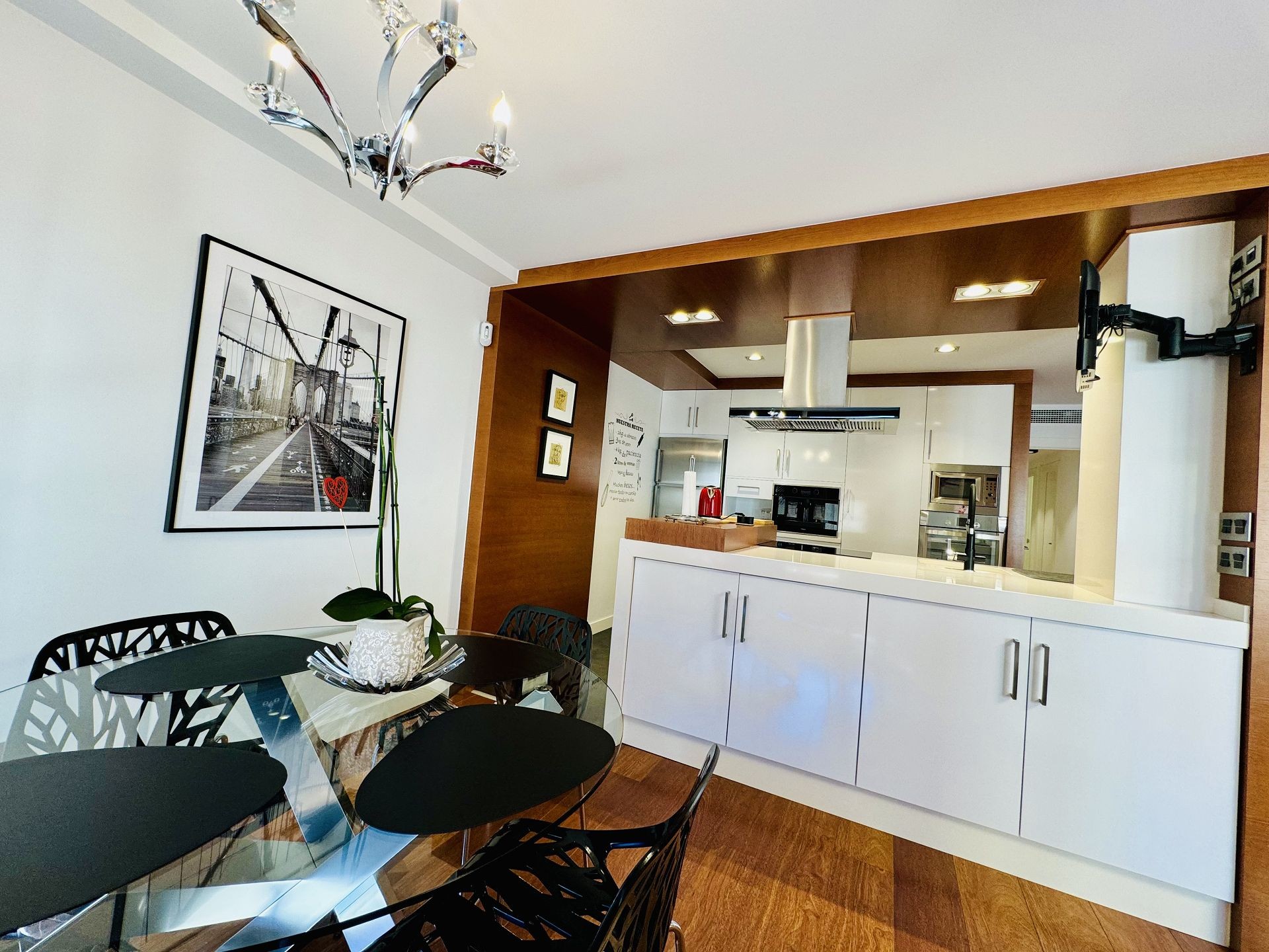 3 Bed, 2 Bath, ApartmentFor Sale, Torrevieja, Alicante