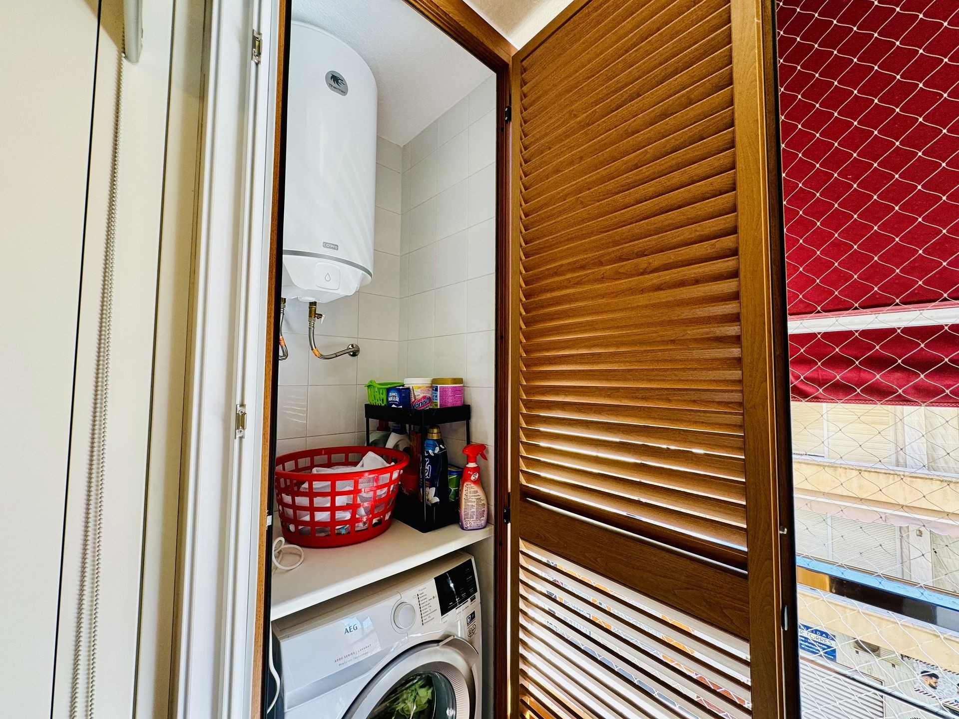 3 Bed, 2 Bath, ApartmentFor Sale, Torrevieja, Alicante