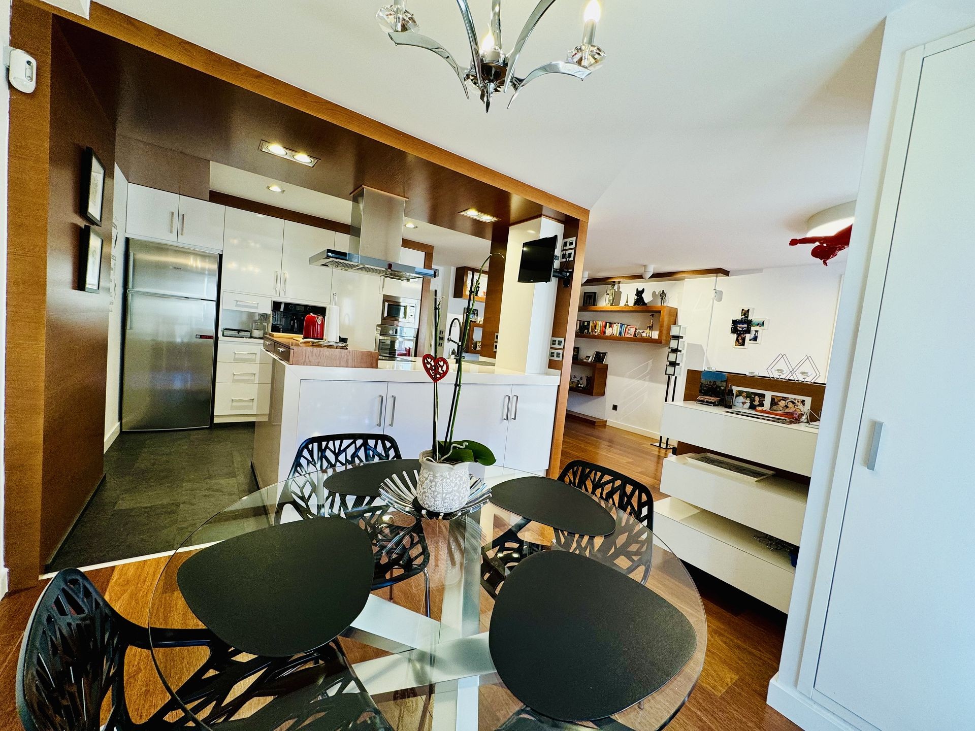 3 Bed, 2 Bath, ApartmentFor Sale, Torrevieja, Alicante