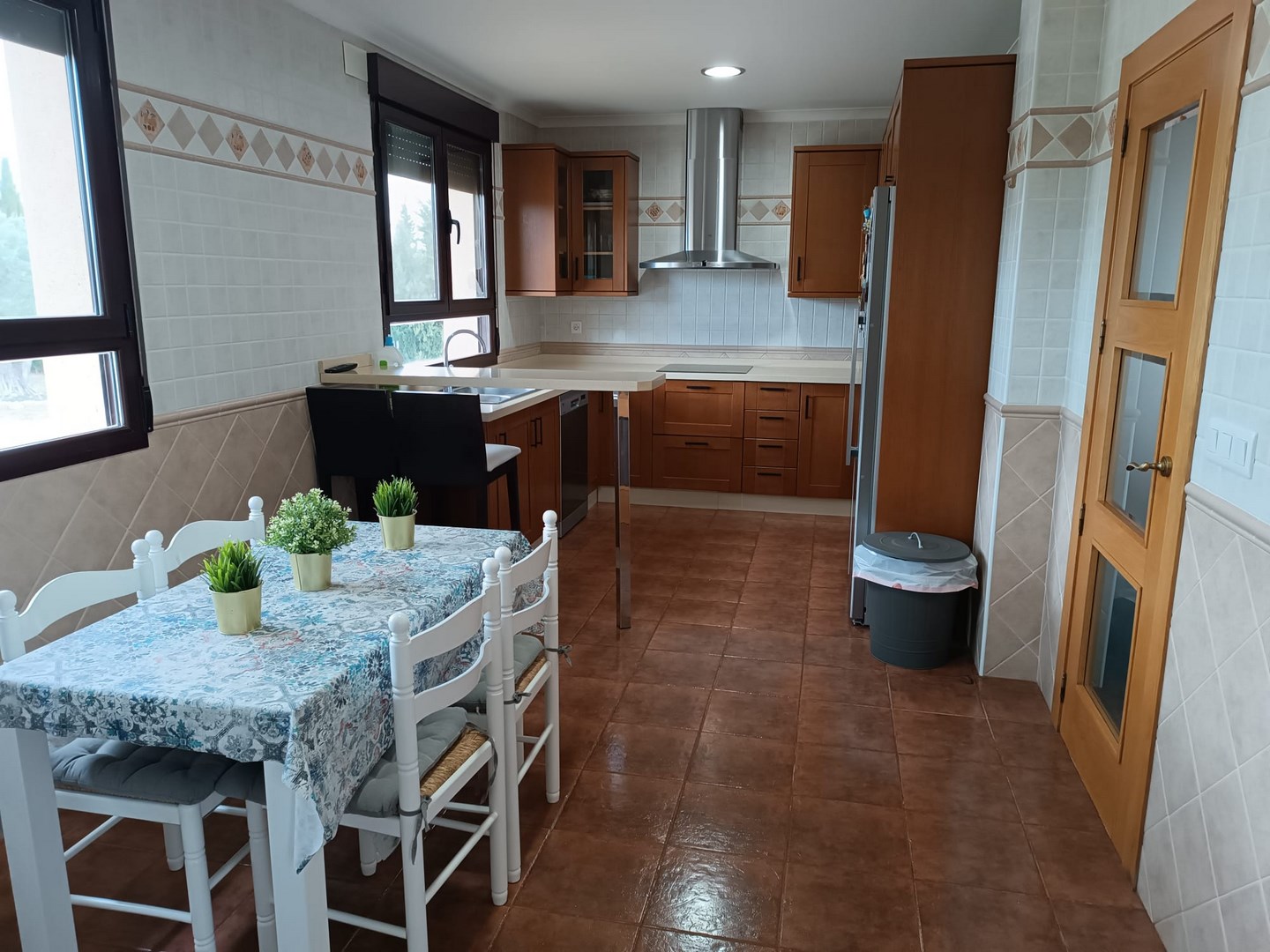 5 Bed, 2 Bath, HouseFor Sale, Yecla, Murcia