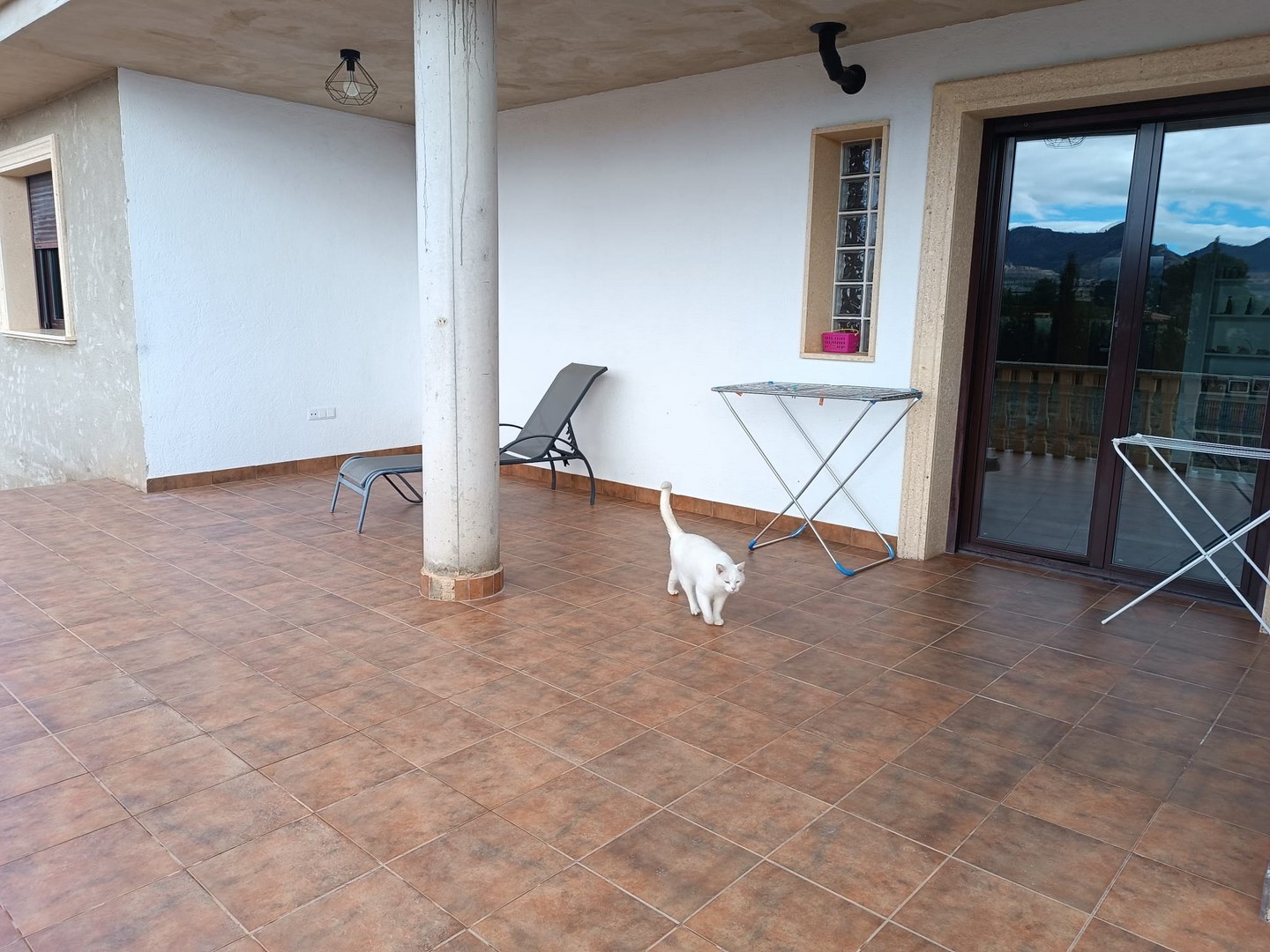 5 Bed, 2 Bath, HouseFor Sale, Yecla, Murcia