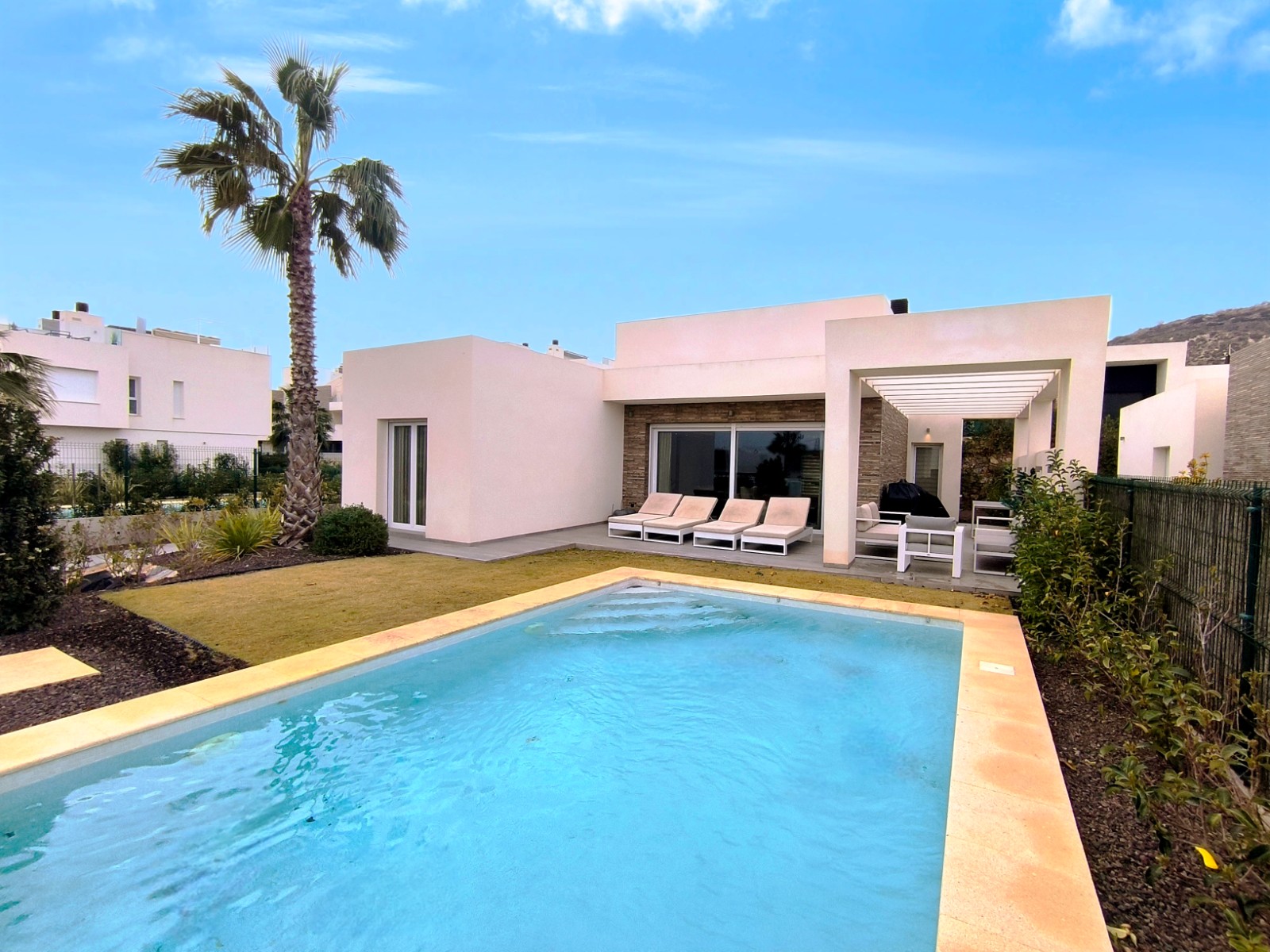 3 Bed, 2 Bath, HouseFor Sale, Algorfa, Alicante