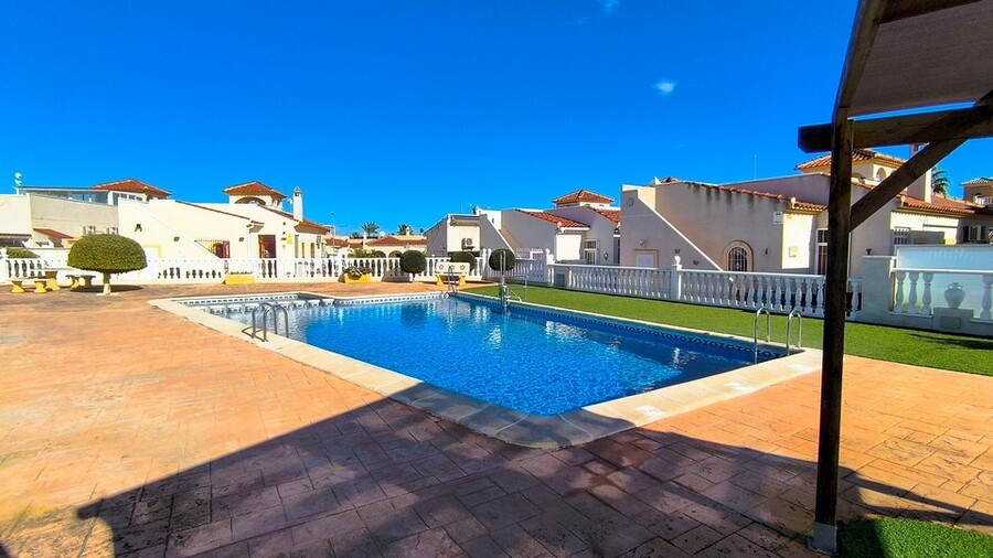 3 Bed, 2 Bath, HouseFor Sale, Algorfa, Alicante