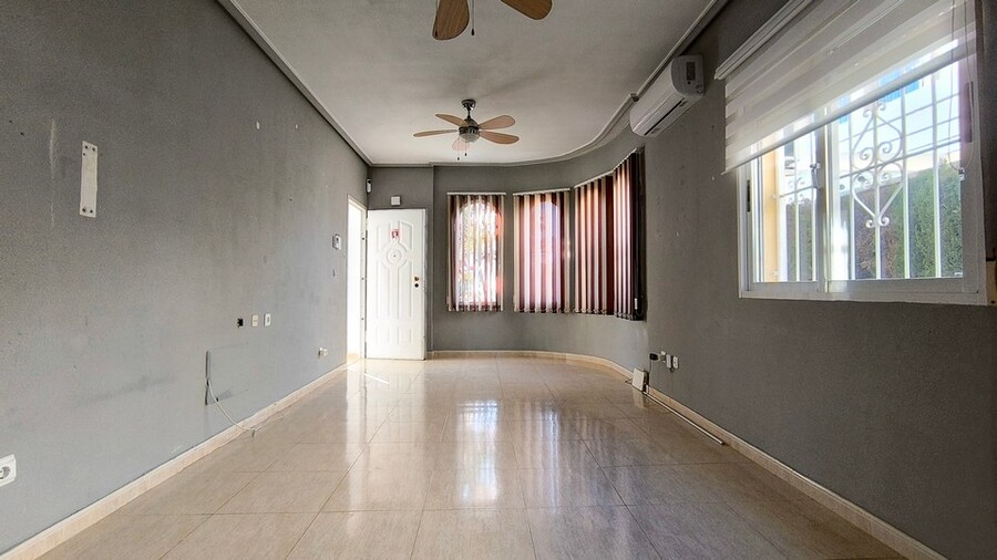 3 Bed, 2 Bath, HouseFor Sale, Algorfa, Alicante