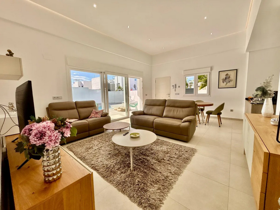 3 Bed, 2 Bath, HouseFor Sale, Benijofar, Alicante