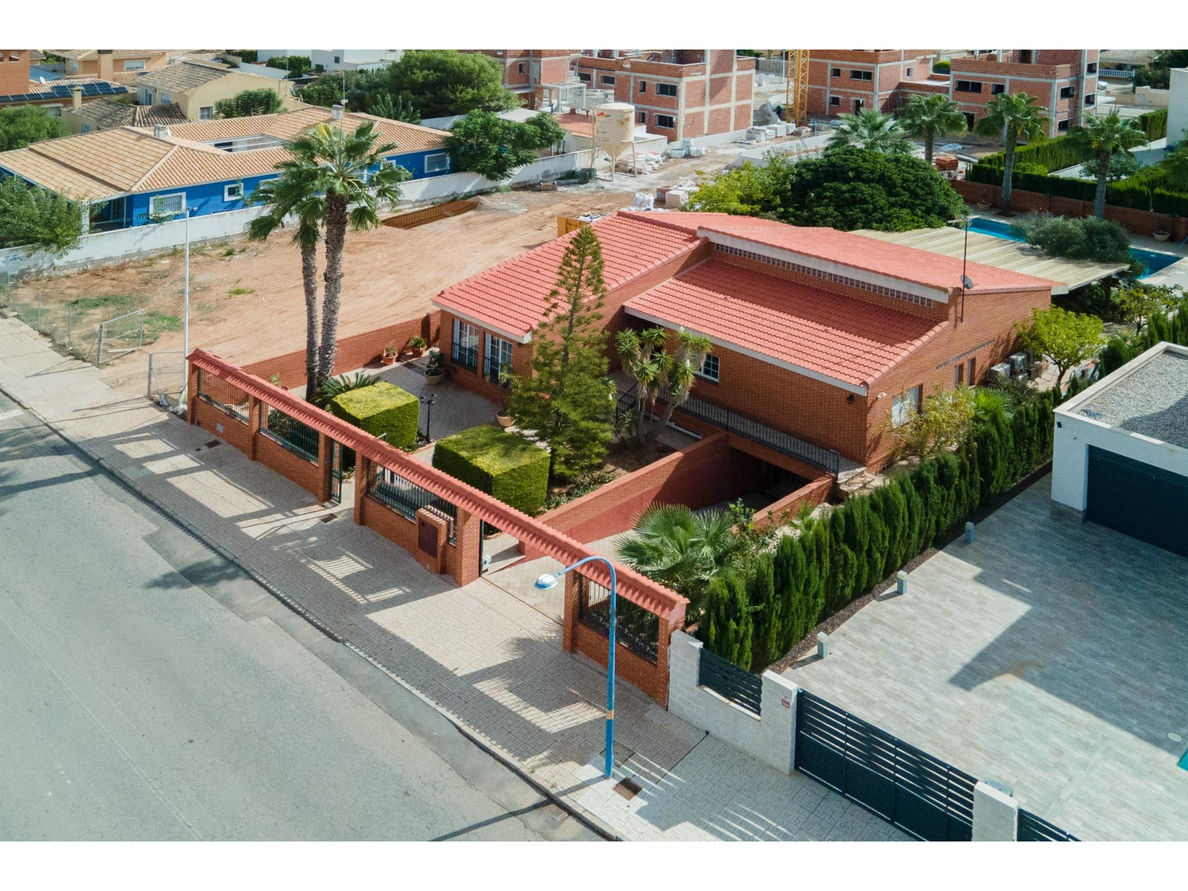 4 Bed, 3 Bath, HouseFor Sale, Playa Honda, Murcia