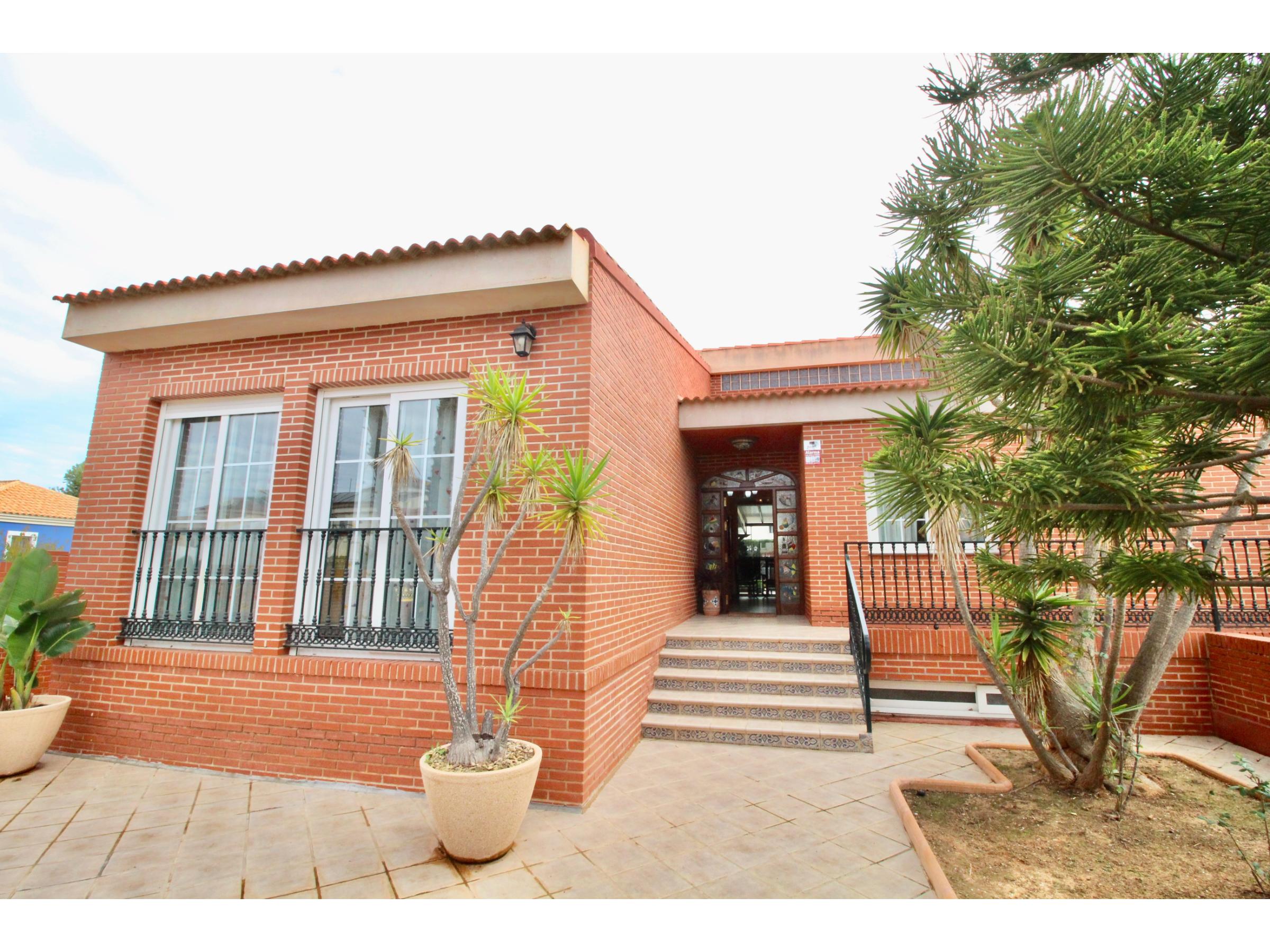 4 Bed, 3 Bath, HouseFor Sale, Playa Honda, Murcia