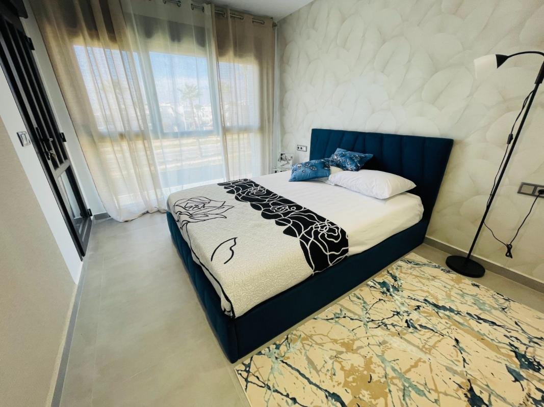 5 Bed, 4 Bath, HouseFor Sale, Torrevieja, Alicante