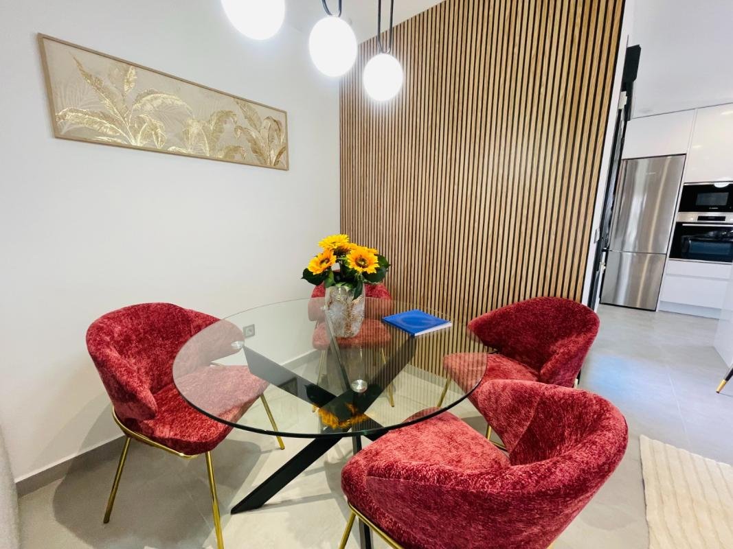 5 Bed, 4 Bath, HouseFor Sale, Torrevieja, Alicante