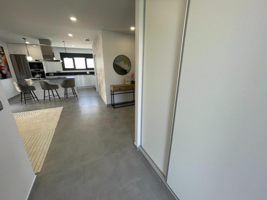 5 Bed, 4 Bath, HouseFor Sale, Torrevieja, Alicante