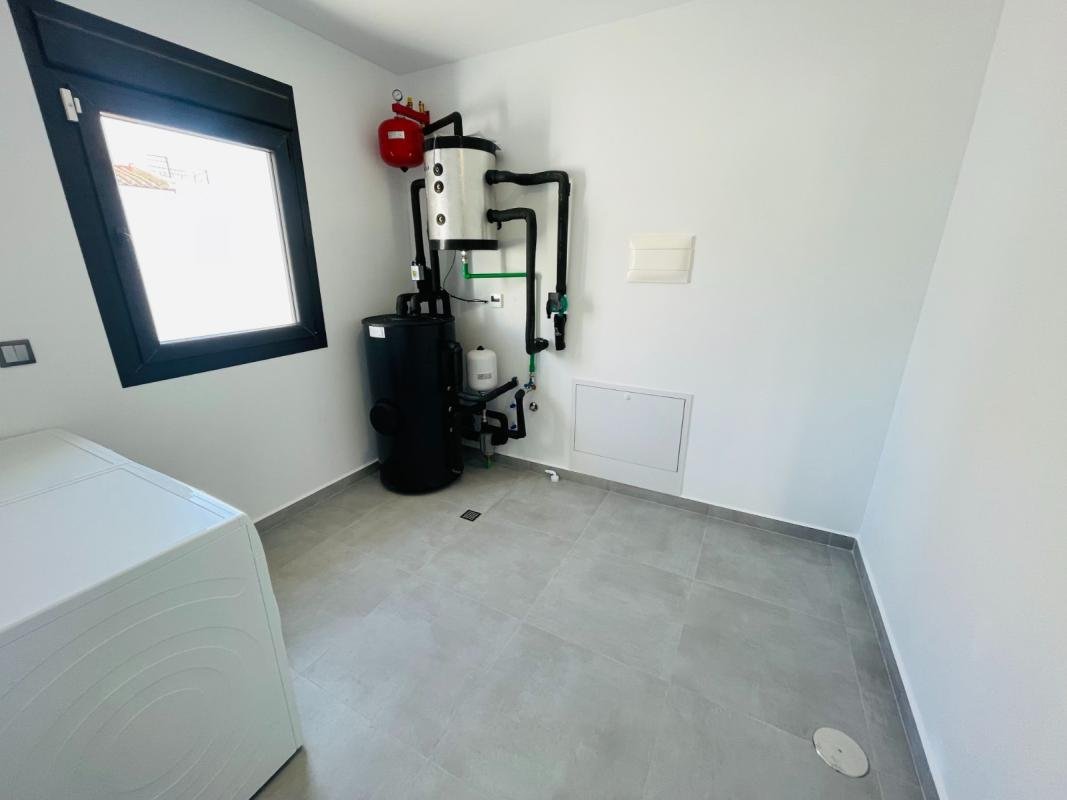 5 Bed, 4 Bath, HouseFor Sale, Torrevieja, Alicante