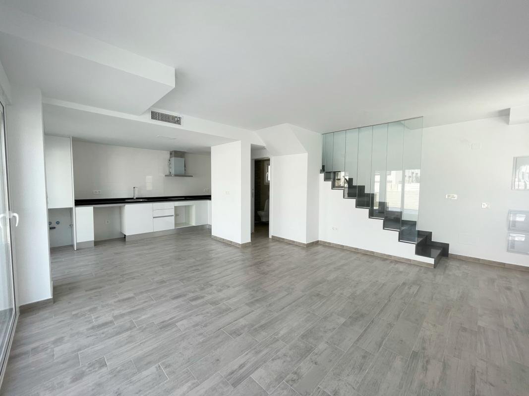 Gran Alacant, Alicante, 3 Bedrooms Bedrooms, ,2 BathroomsBathrooms,For Sale,410914