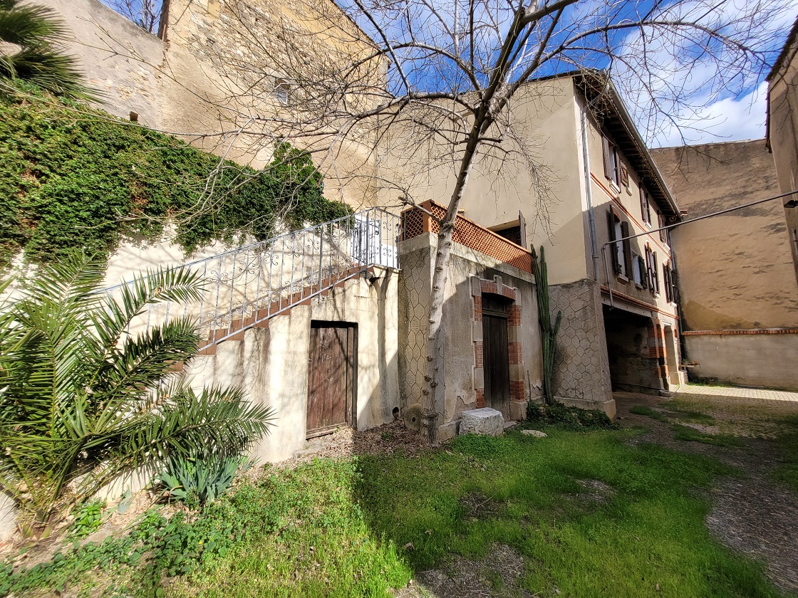 3 Bed, 1 Bath, HouseFor Sale, Pezenas, Herault, Languedoc-Roussillon, 34120