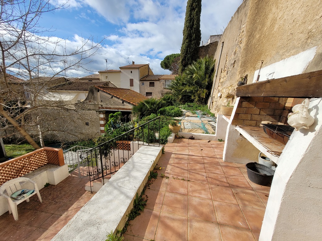 3 Bed, 1 Bath, HouseFor Sale, Pezenas, Herault, Languedoc-Roussillon, 34120