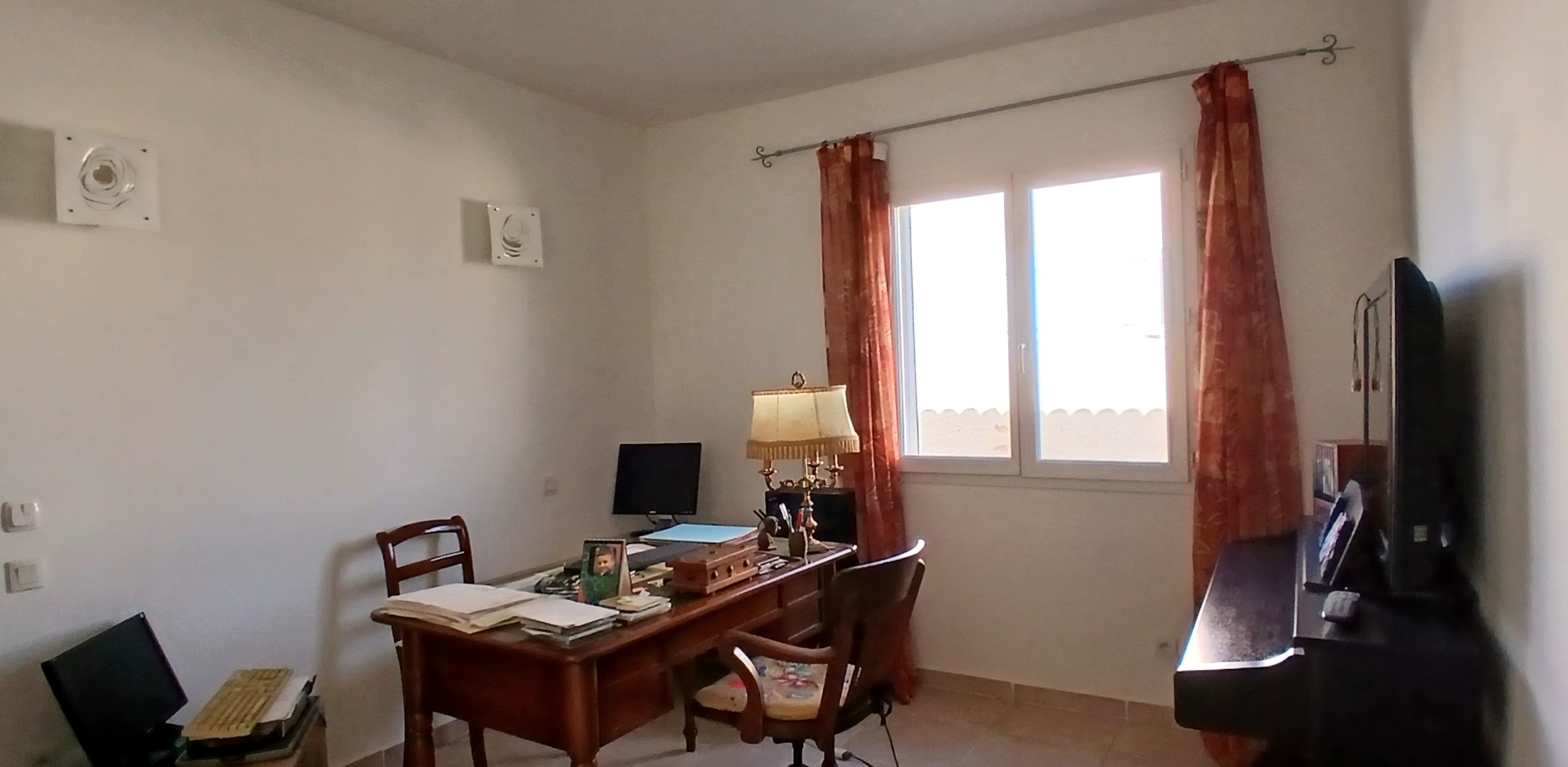 3 Bed, 1 Bath, HouseFor Sale, Puimisson, Herault, Languedoc-Roussillon, 34480