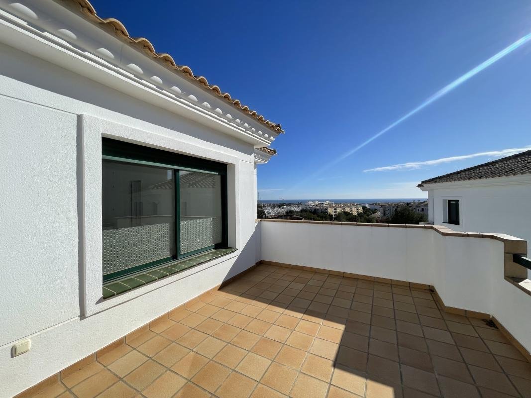 Orihuela, Alicante, 2 Bedrooms Bedrooms, ,2 BathroomsBathrooms,For Sale,390444