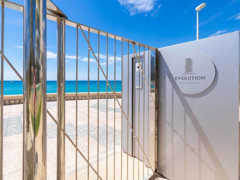 Calpe, Alicante, 4 Bedrooms Bedrooms, ,3 BathroomsBathrooms,For Sale,90499