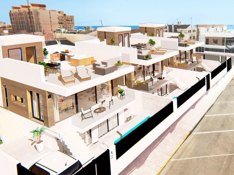 4 Bed, 3 Bath, HouseFor Sale, Torrevieja, Alicante