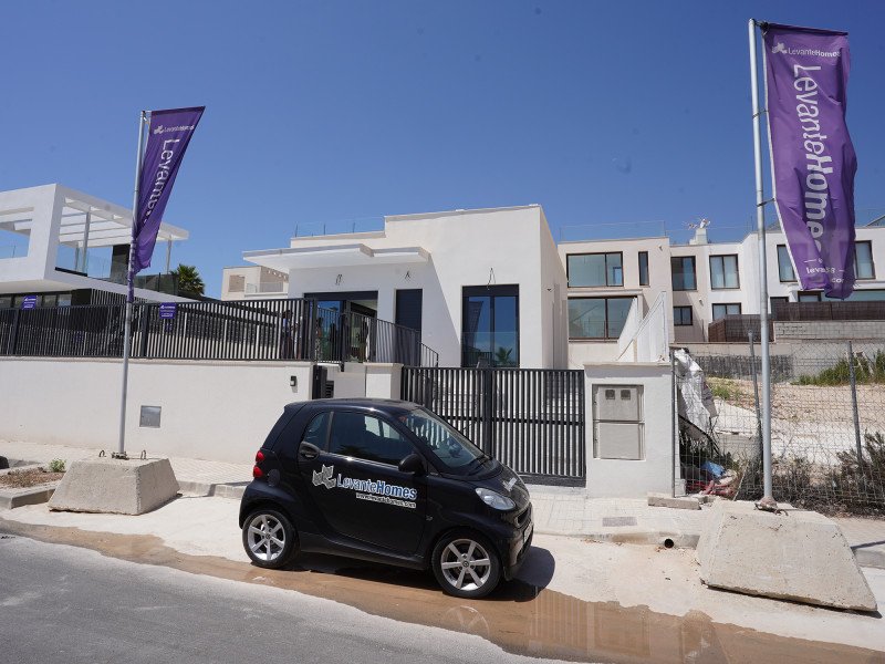 3 Bed, 2 Bath, HouseFor Sale, Polop, Alicante