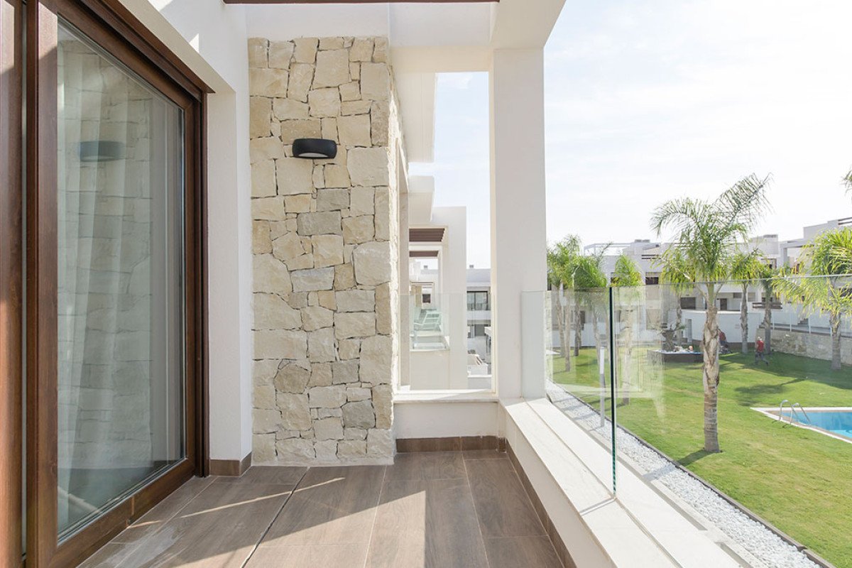 Torrevieja, Alicante, 3 Bedrooms Bedrooms, ,2 BathroomsBathrooms,For Sale,66634