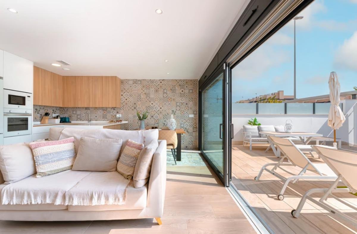 Pilar De La Horadada, Alicante, 3 Bedrooms Bedrooms, ,3 BathroomsBathrooms,For Sale,60361