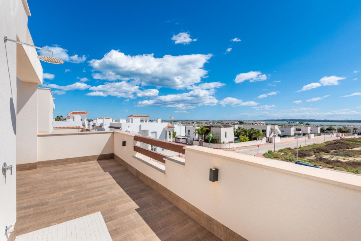 5 Bed, 4 Bath, HouseFor Sale, Los Montesinos, Alicante