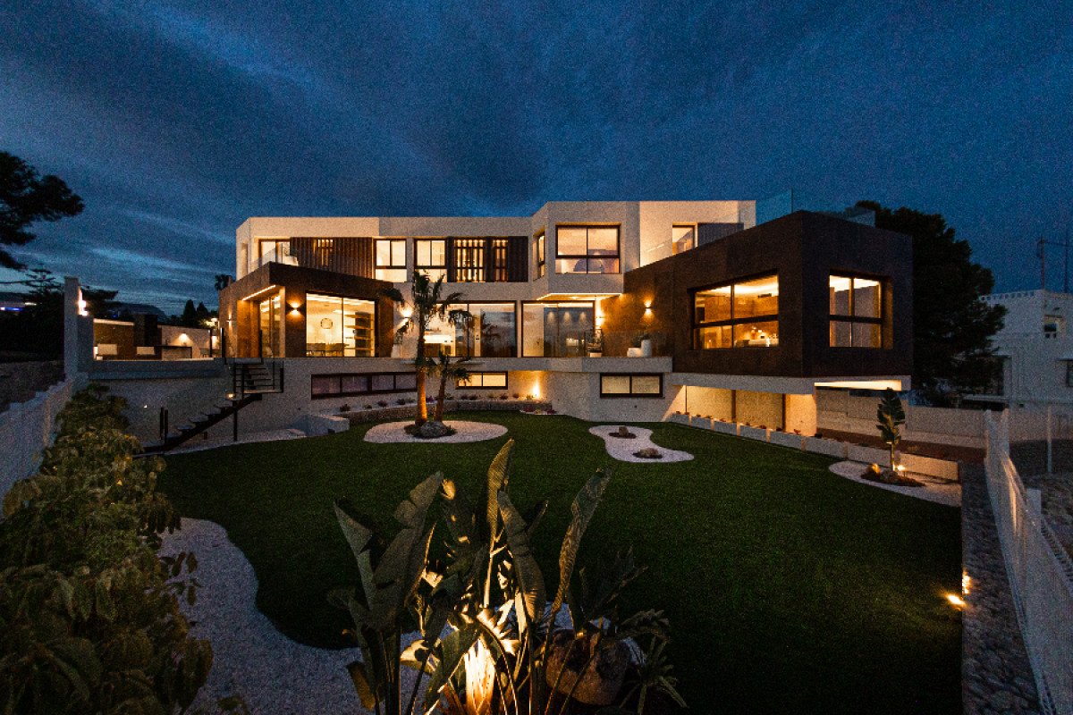 5 Bed, 6 Bath, HouseFor Sale, Benidorm, Alicante