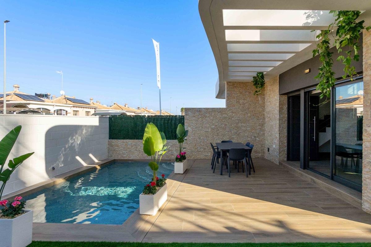 3 Bed, 2 Bath, HouseFor Sale, Los Montesinos, Alicante