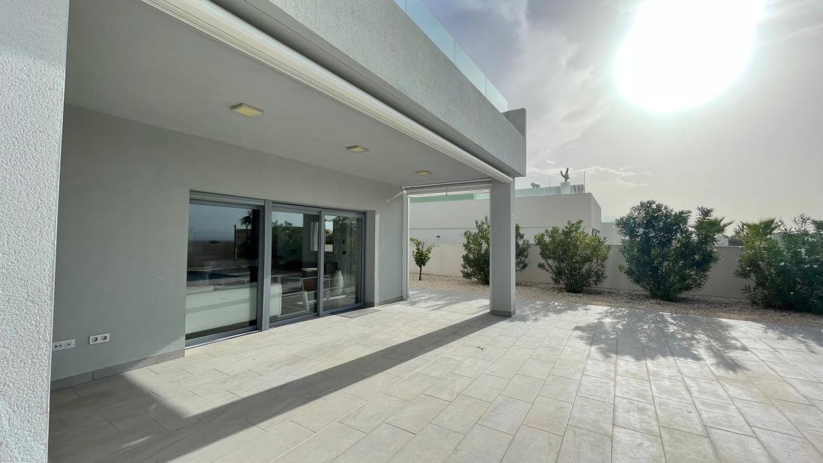 3 Bed, 2 Bath, HouseFor Sale, Benijofar, Alicante