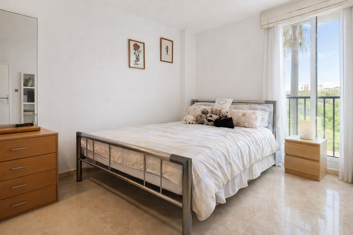 2 Bed, 2 Bath, ApartmentFor Sale, Benahavis, Malaga