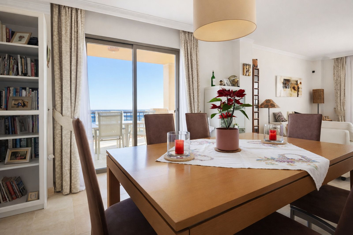 2 Bed, 2 Bath, ApartmentFor Sale, Benahavis, Malaga