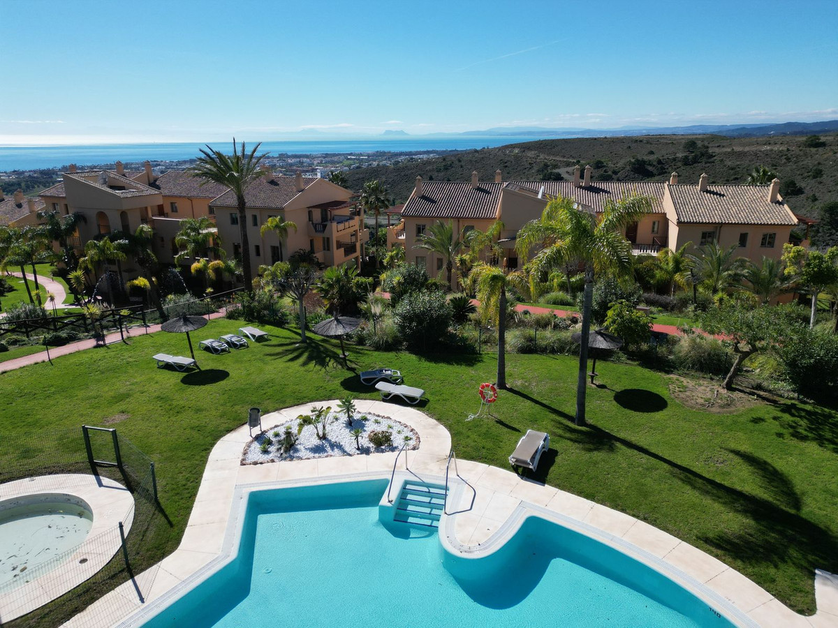 2 Bed, 2 Bath, ApartmentFor Sale, Benahavis, Malaga