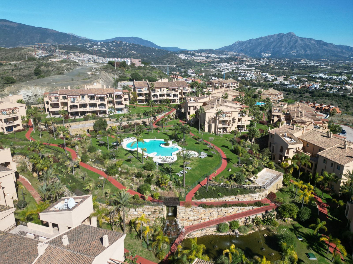 2 Bed, 2 Bath, ApartmentFor Sale, Benahavis, Malaga