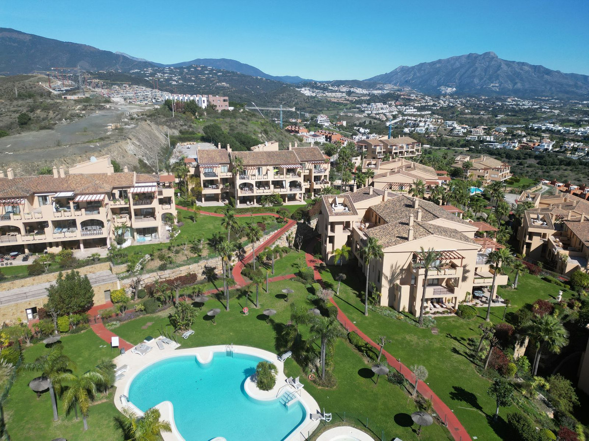 2 Bed, 2 Bath, ApartmentFor Sale, Benahavis, Malaga