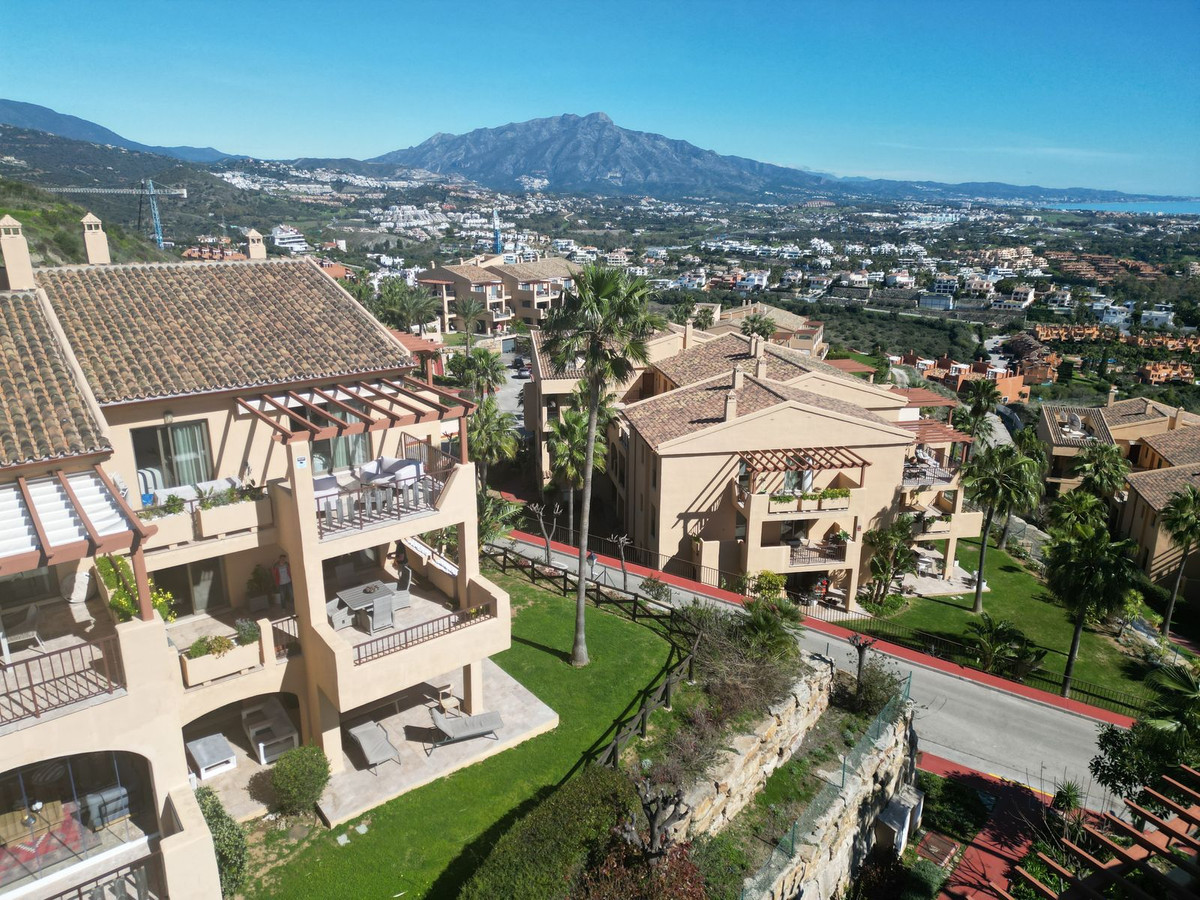 2 Bed, 2 Bath, ApartmentFor Sale, Benahavis, Malaga