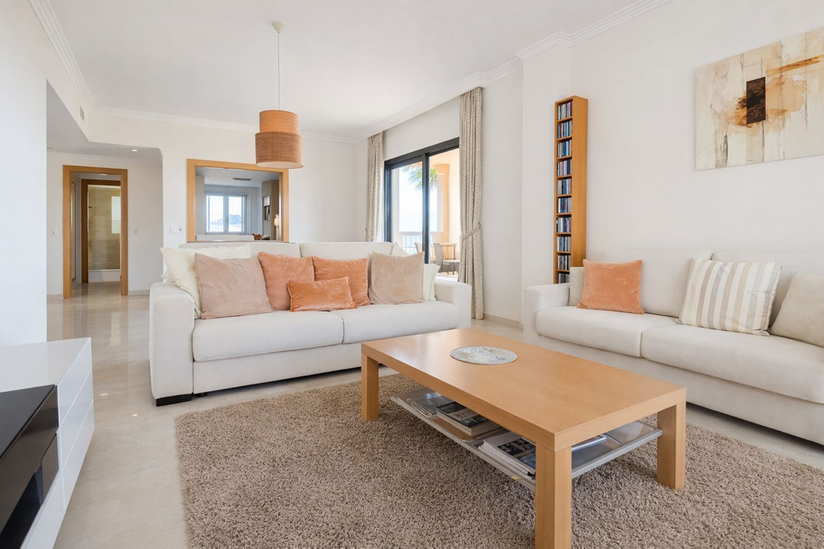 2 Bed, 2 Bath, ApartmentFor Sale, Benahavis, Malaga