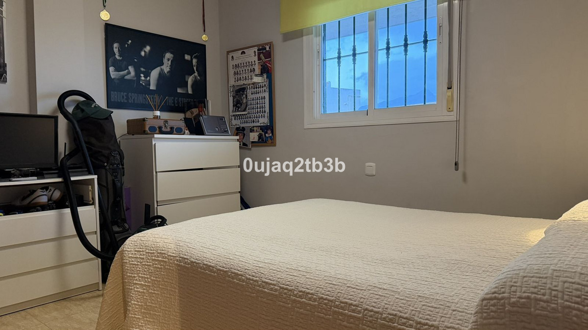 3 Bed, 2 Bath, ApartmentFor Sale, San Pedro de Alcantara, Malaga