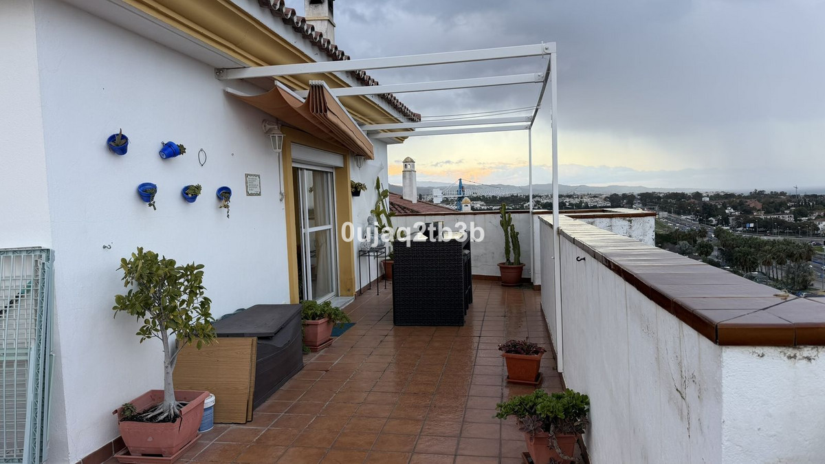 3 Bed, 2 Bath, ApartmentFor Sale, San Pedro de Alcantara, Malaga