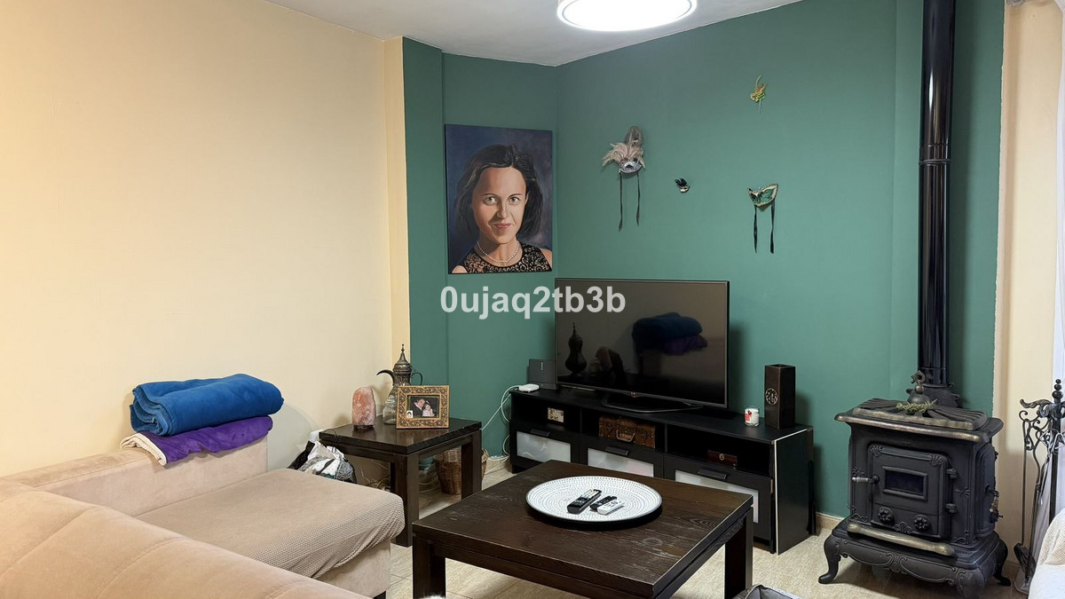 3 Bed, 2 Bath, ApartmentFor Sale, San Pedro de Alcantara, Malaga