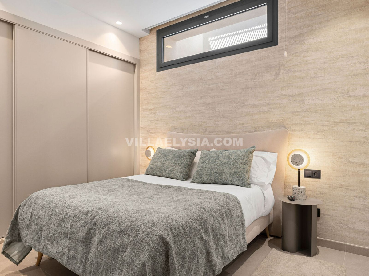 4 Bed, 5 Bath, HouseFor Sale, Nueva Andalucia, Malaga