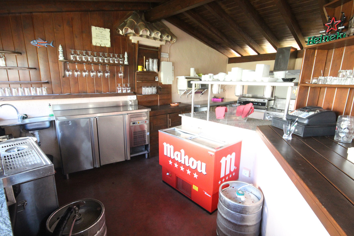 Commercial Property, For Sale