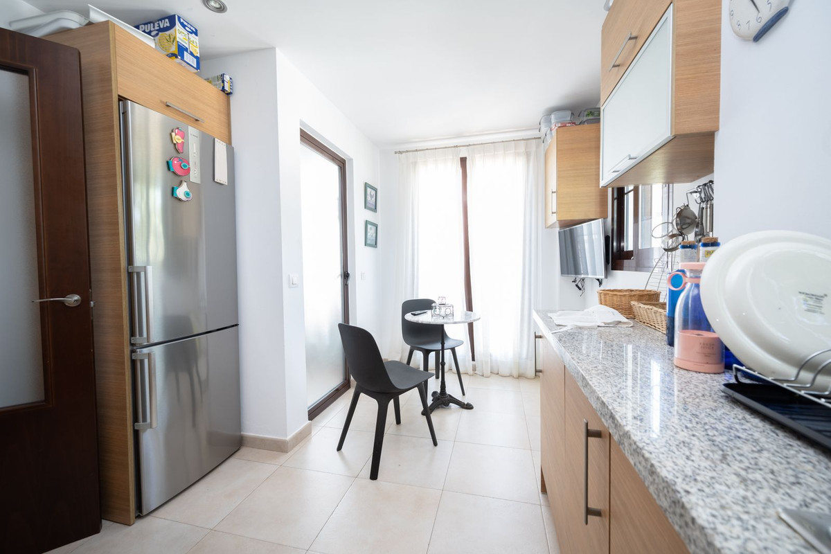 3 Bed, 3 Bath, ApartmentFor Sale, Los Monteros, Malaga