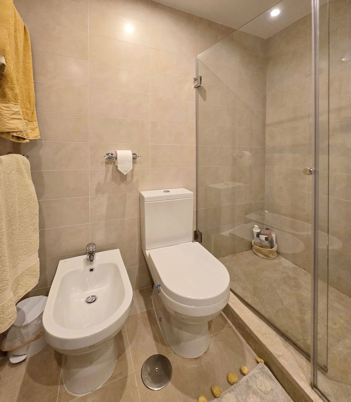 3 Bed, 4 Bath, ApartmentFor Sale, Los Monteros, Malaga